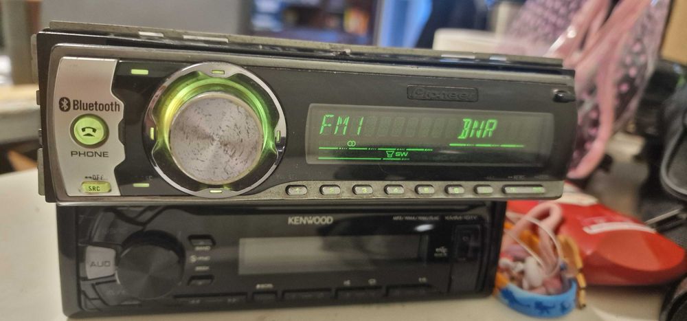 продавам Pioneer DEH-P65BT, Bluetooth, AUX, MP3 CD, авто радио
