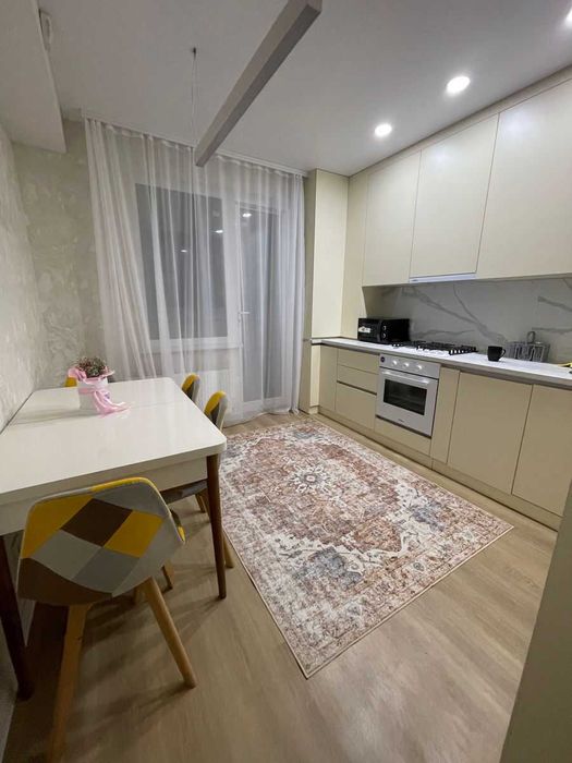 Дава се под наем Двустаен апартамент в София, Витоша - 55 кв.м за 450 € - Снимка #3