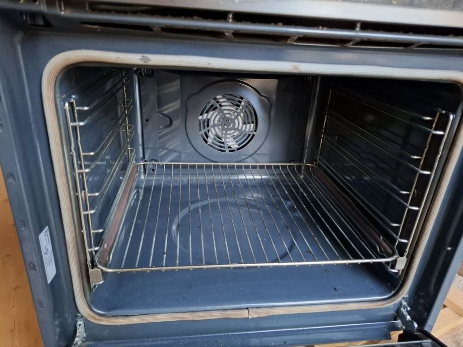 Фурна за вграждане Electrolux EOD6P66WX, употребявана