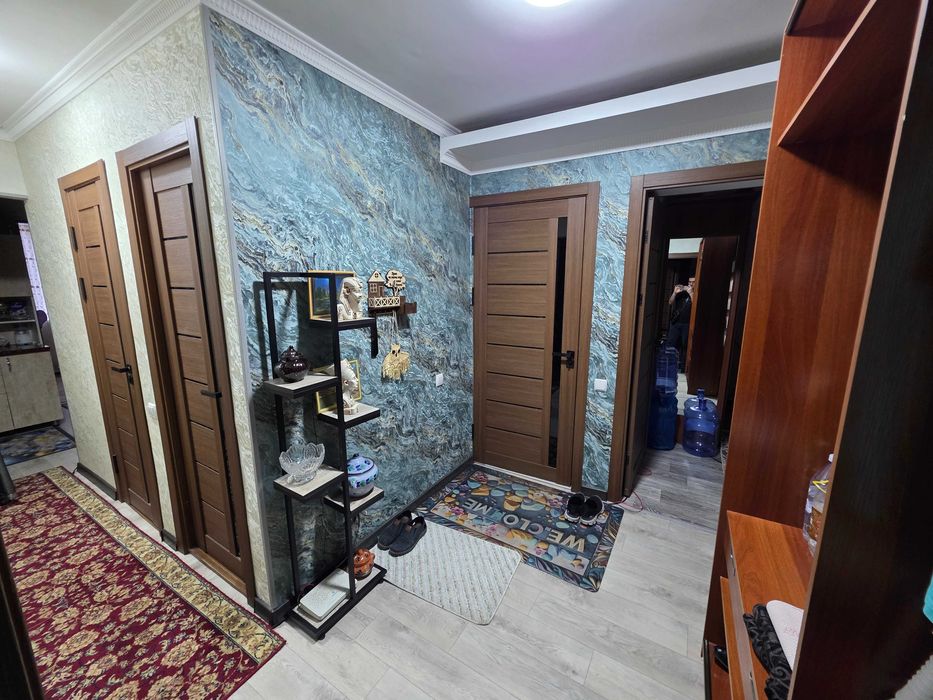 Продается 4-комнатная квартира с ремонтом и мебелью в Ак-Каваке