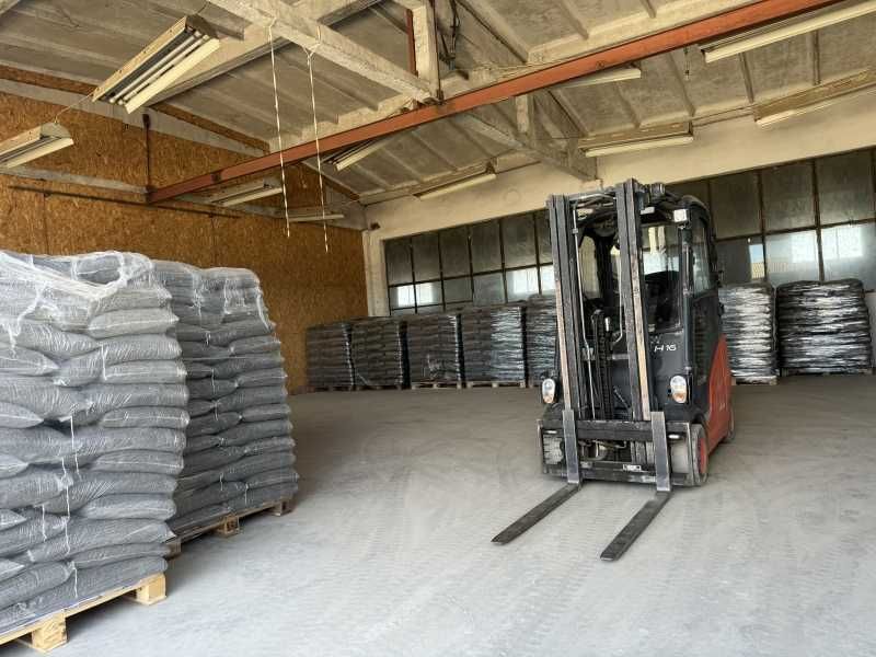 Продава се Промишлена сграда в с. Ресен, Област Велико Търново - 5726 кв.м за 197 €/кв.м - Снимка #4