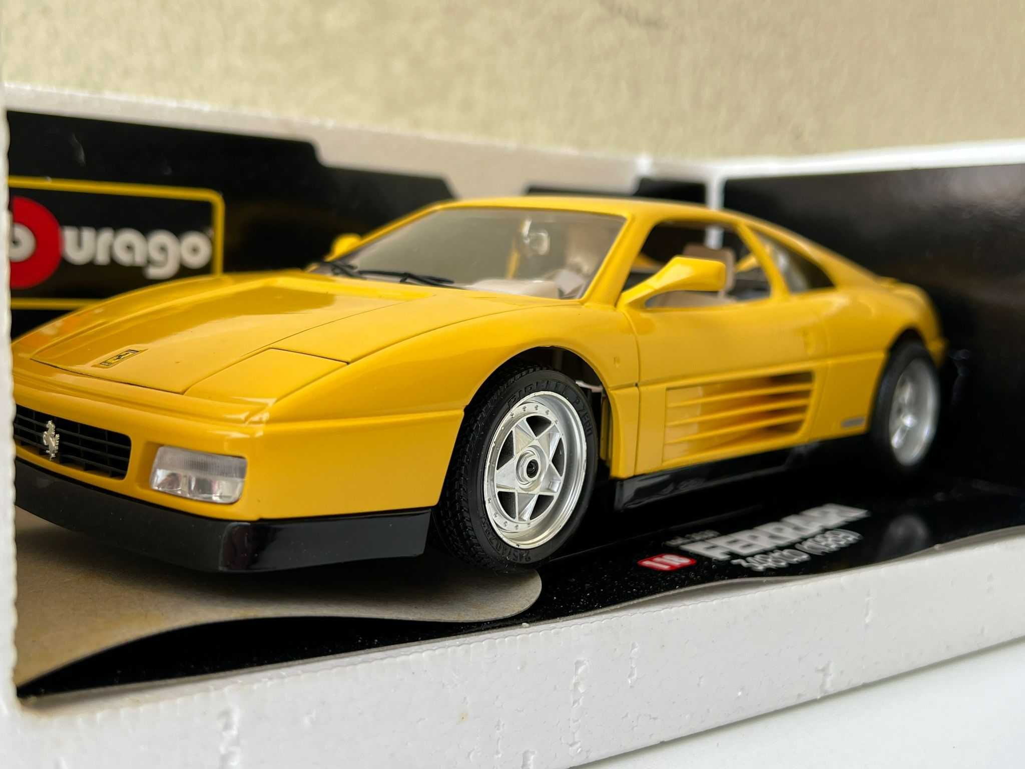 Macheta Auto 1/18 Burago Ferrari 512 Testarossa 1984