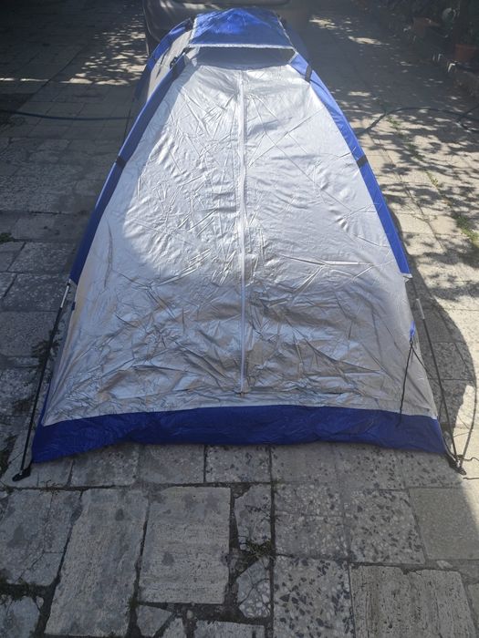 Cort de vara albastru