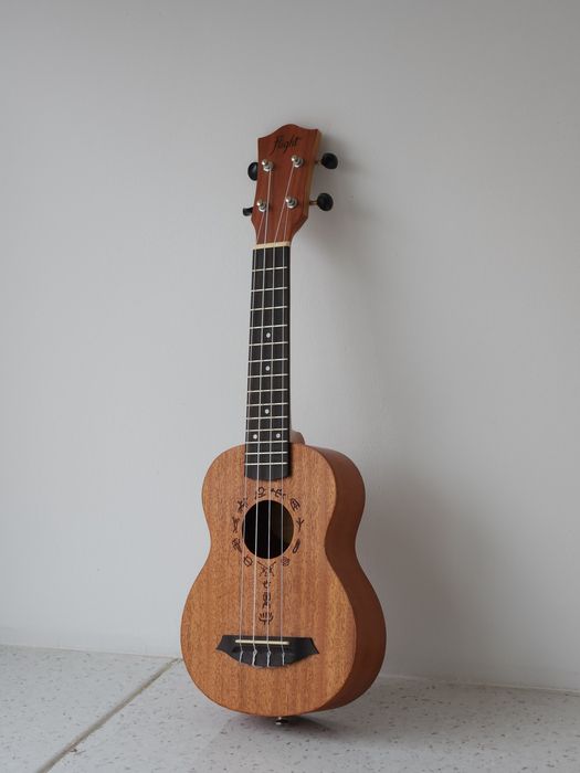 Укулеле Сопрано Flight DUS371 MAH