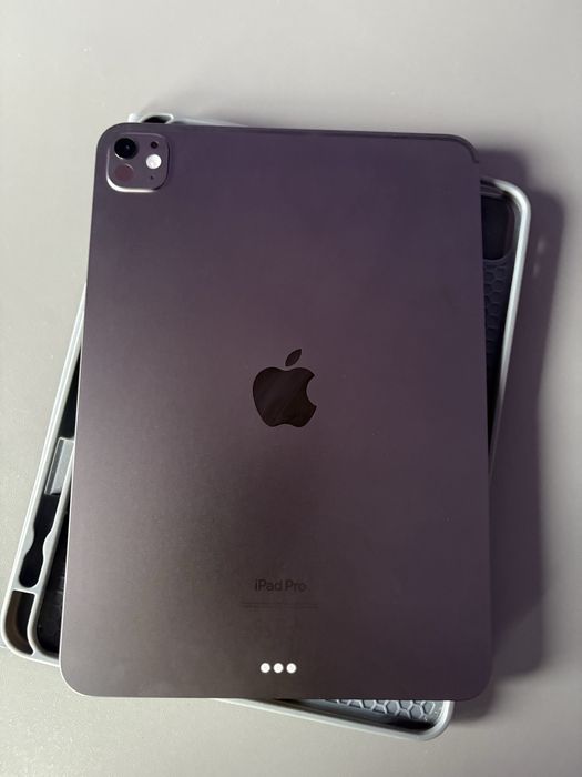 Apple ipad 11pro M4 2024