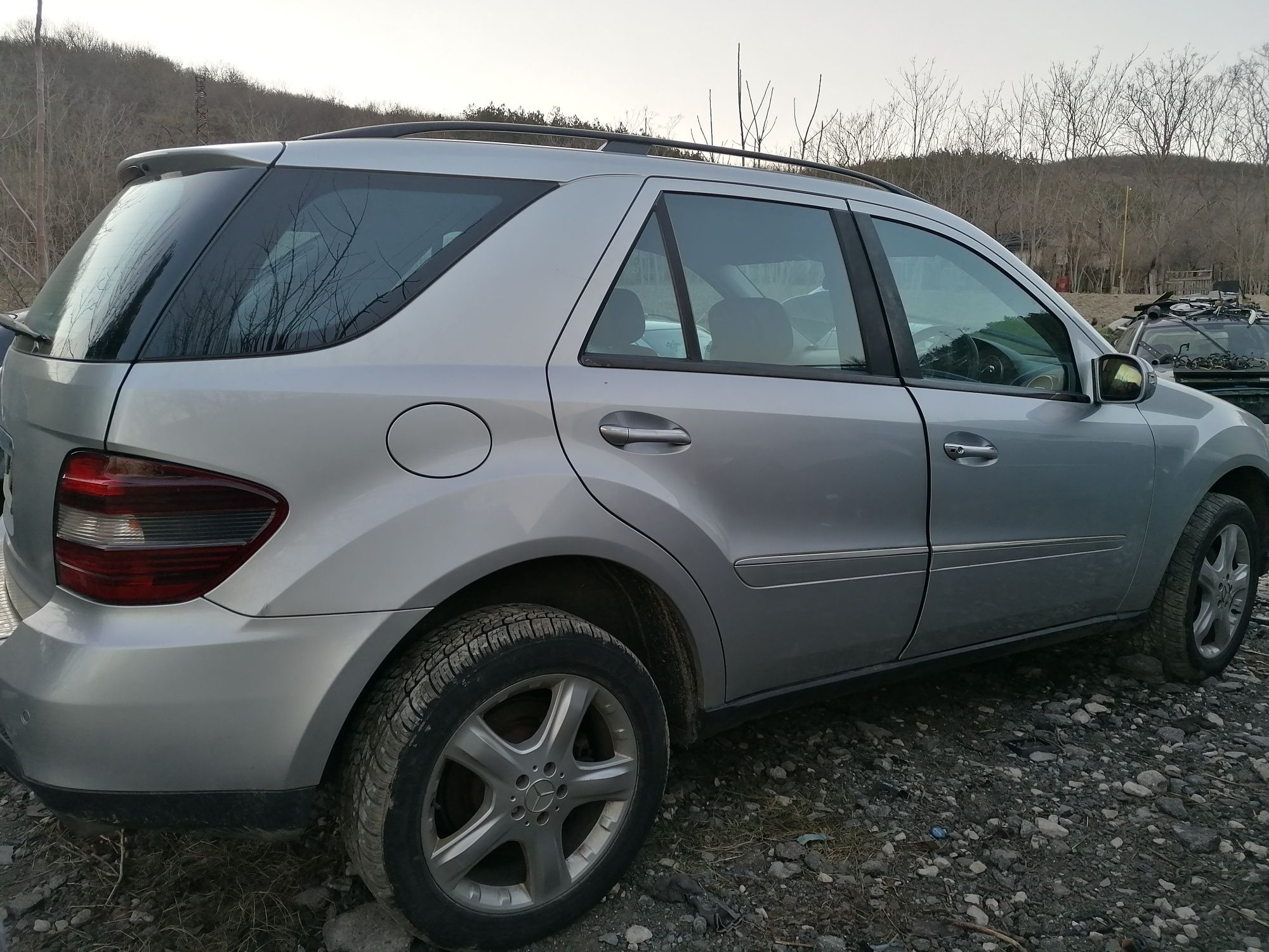 На части!!!  Mercedes ML280 CDI V6 7G 4MATIC пружинно окачване