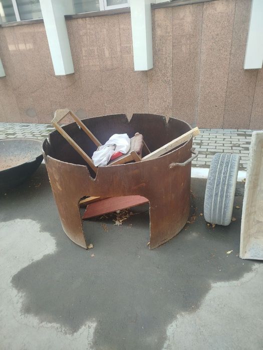 Chugunniy qozon 80 kg