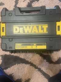 Продам  кейс (ящик) для инструмента DeWalt