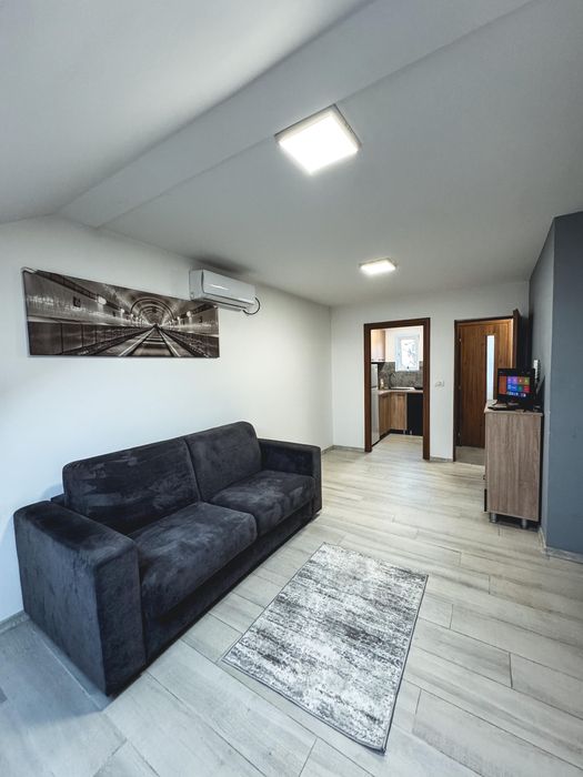 Ofer spre inchiriere STUDIO Modern si Primitor