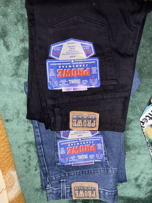 Vand blugi  barbatesti noi