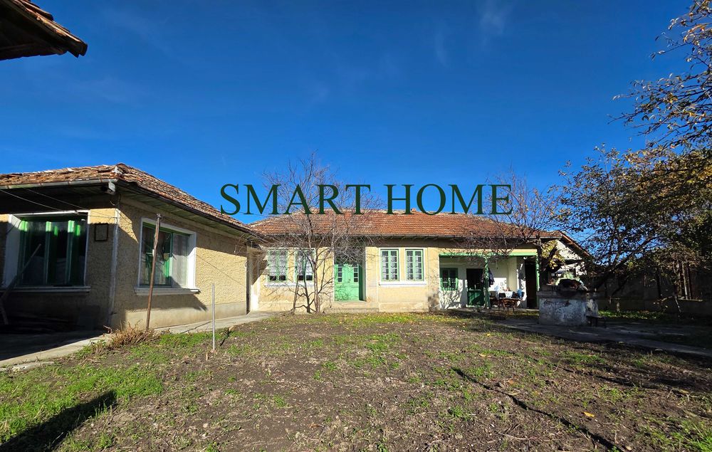 Едноетажна къща
Едноетажна къща в с. Ресен!