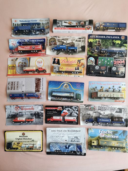 Set 18 camioane Werbetrucks originale germane (1:87) de colectie