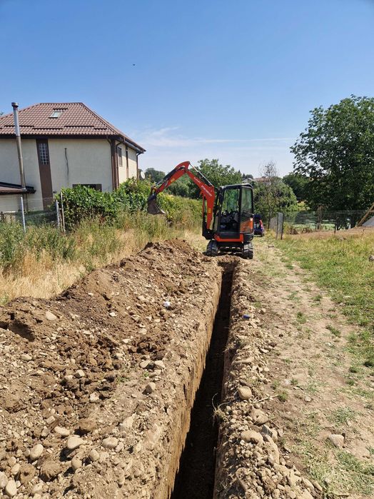 inchiriez excavator / buldoexcavator