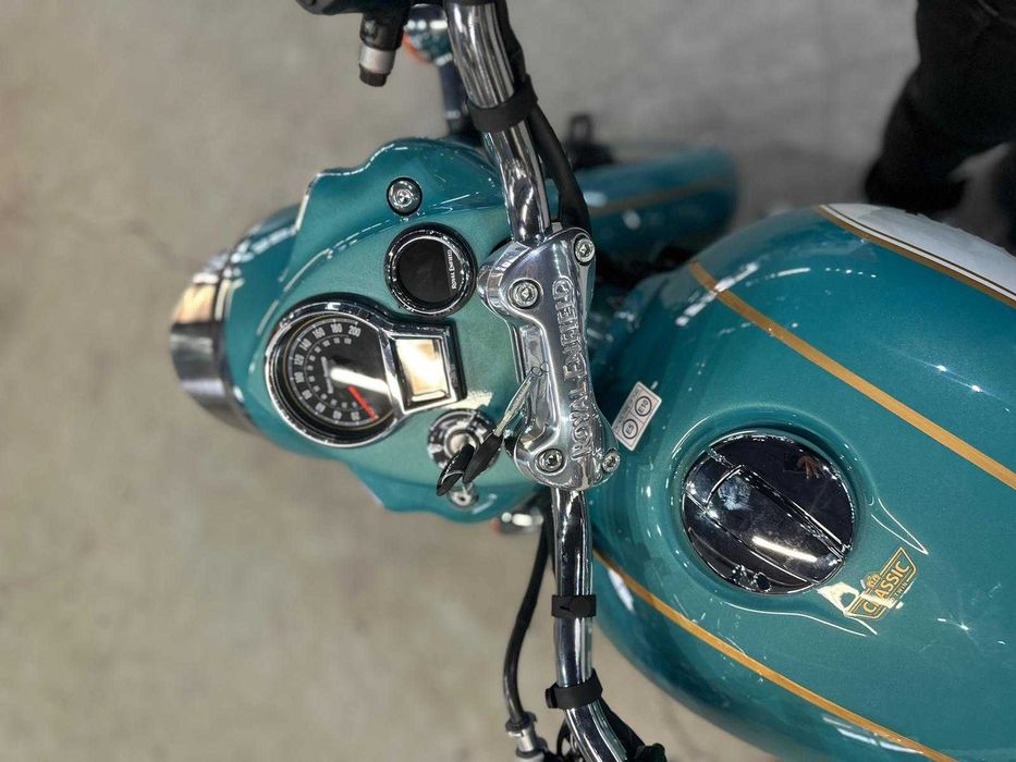 Royal Enfield Classic 650 2025 - A2 - PROMO by EST BIKE