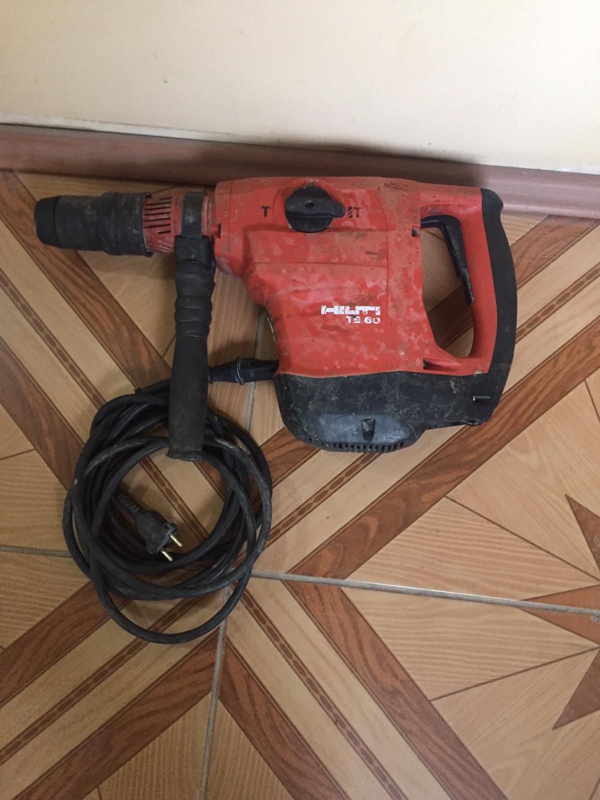 Rotopercutor Hilti te 60 Avr