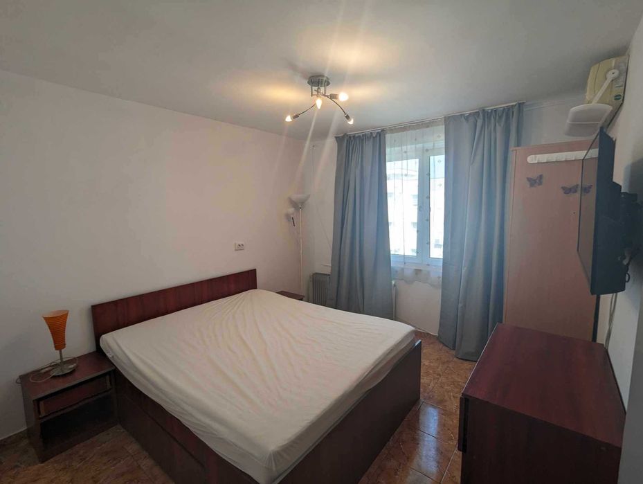 Închiriere apartament 3 Camere, zona Delfinului, sector 2, București