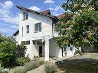 Casă atipică, spațioasă și versatilă în comuna Păsărea (Brănești)