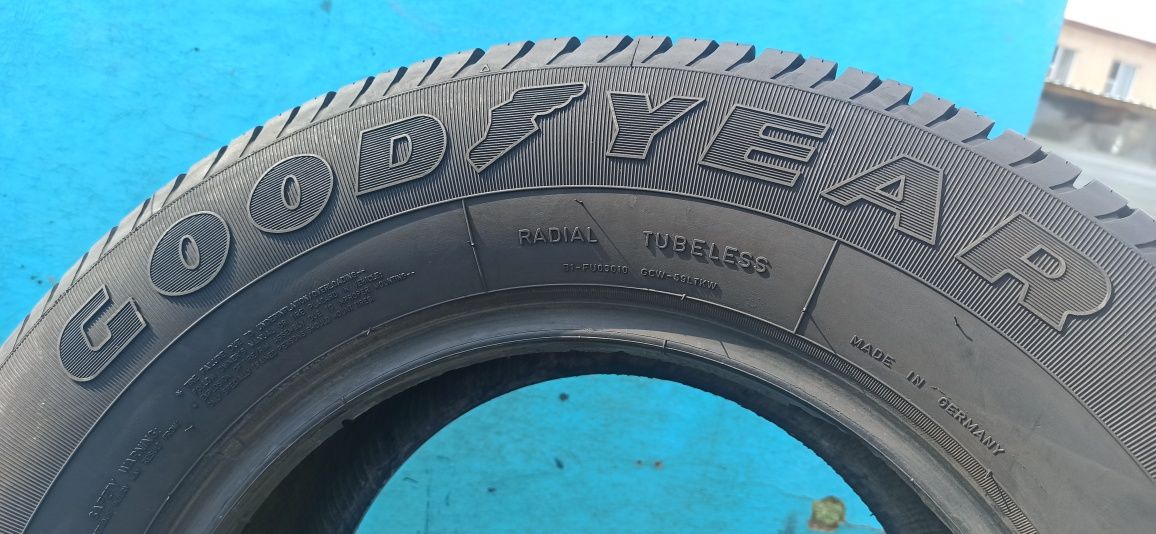 Шины 255/60 R15 Good year из Германии