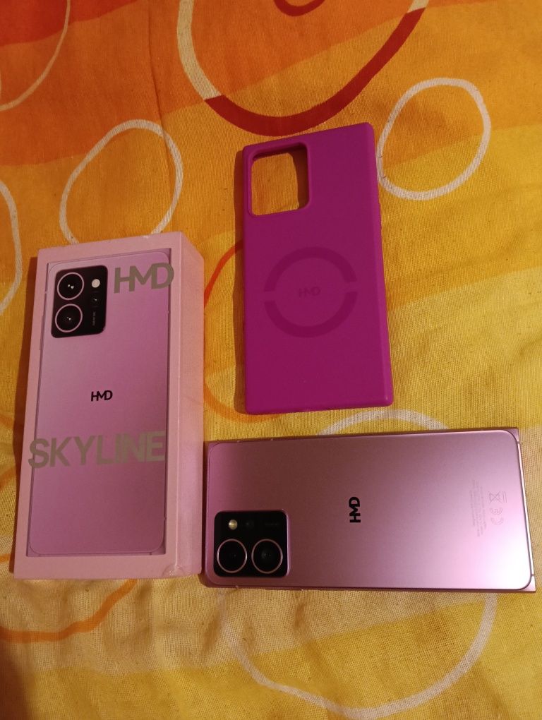 HMD Skyline 12/256gb отличен
