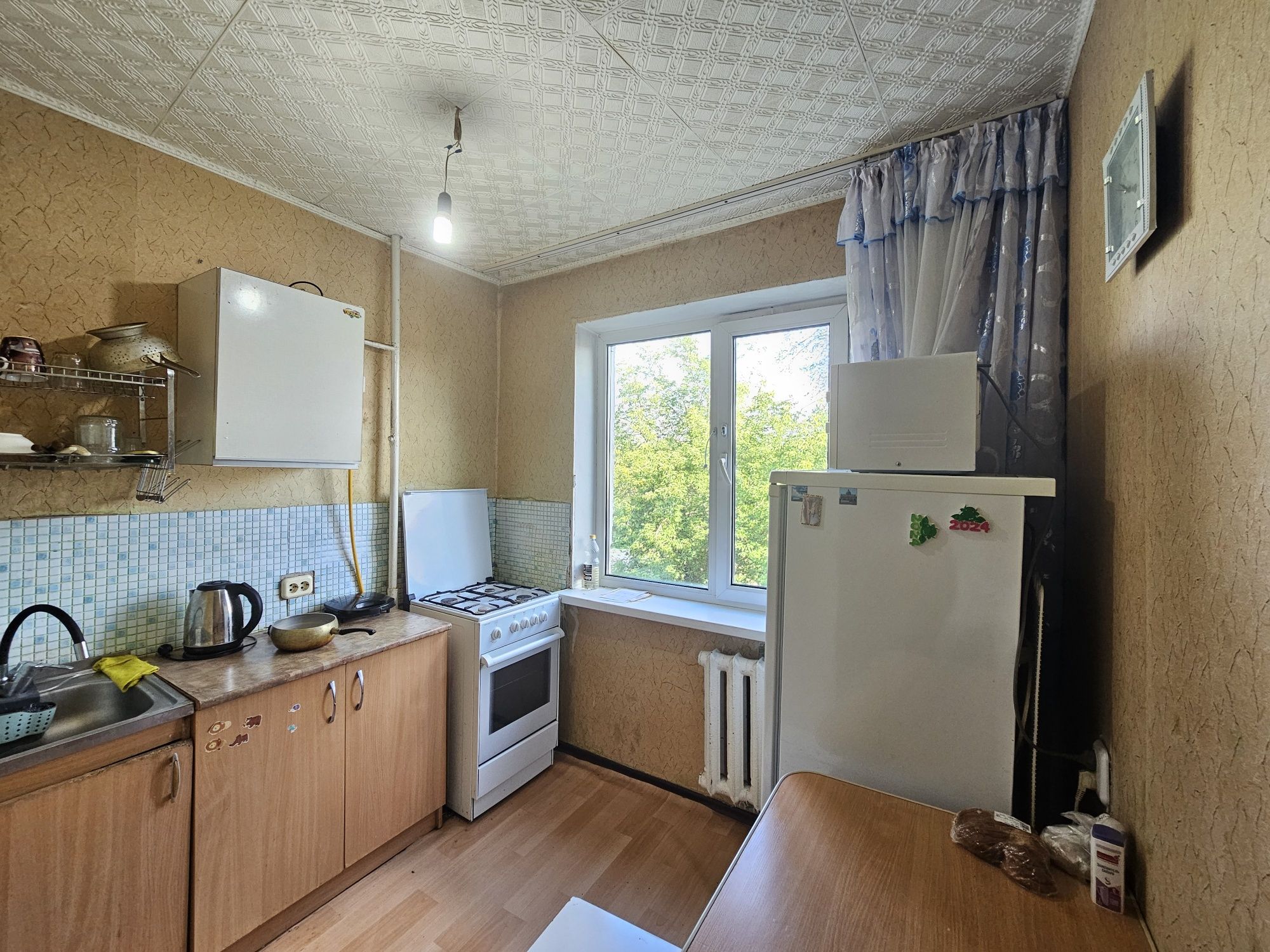 2к. Город. Продаю двухкомнатную квартиру в центре на пр.Абдирова, д.23