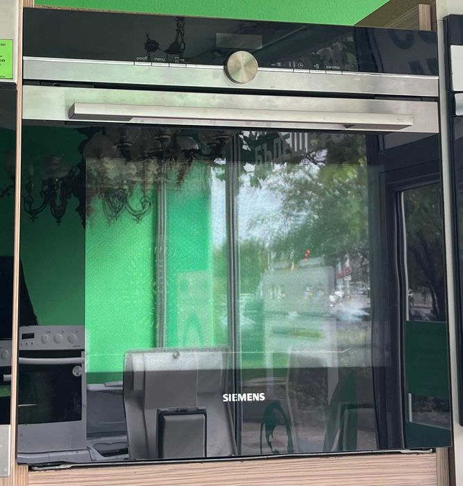 Фурната за вграждане Siemens HB674GBS1 iQ700