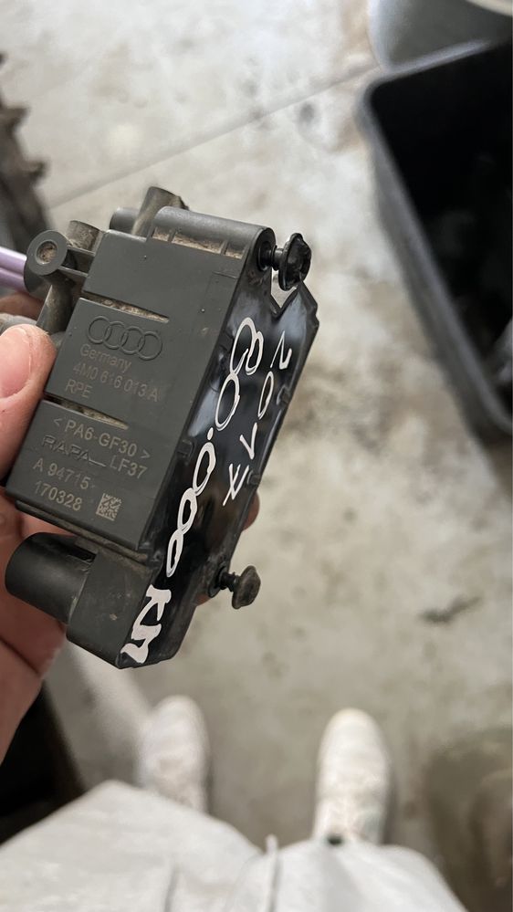 Bloc valve audi q7-q8 4M0 616 013 A