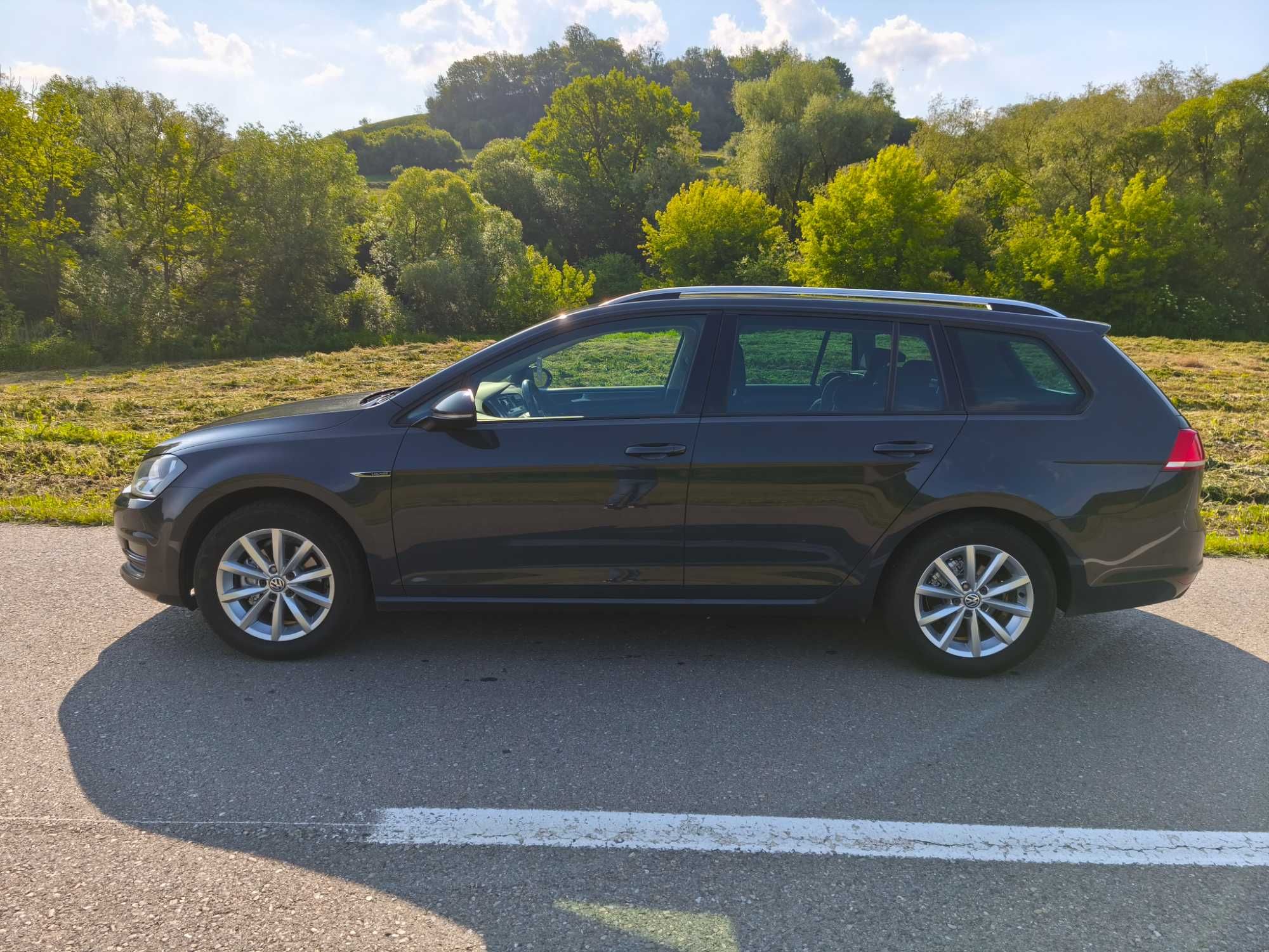 Volkswagen Golf 7 Lounge / Euro 6 / 2016 1.6 110cp