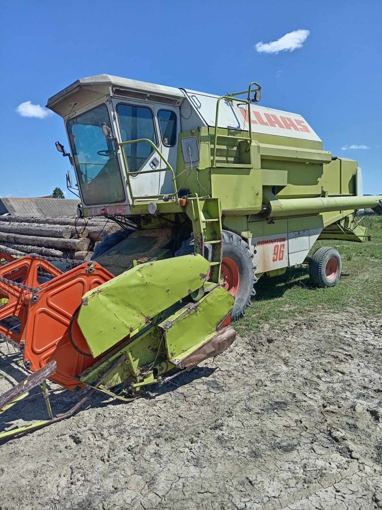 Claas Dominator 96