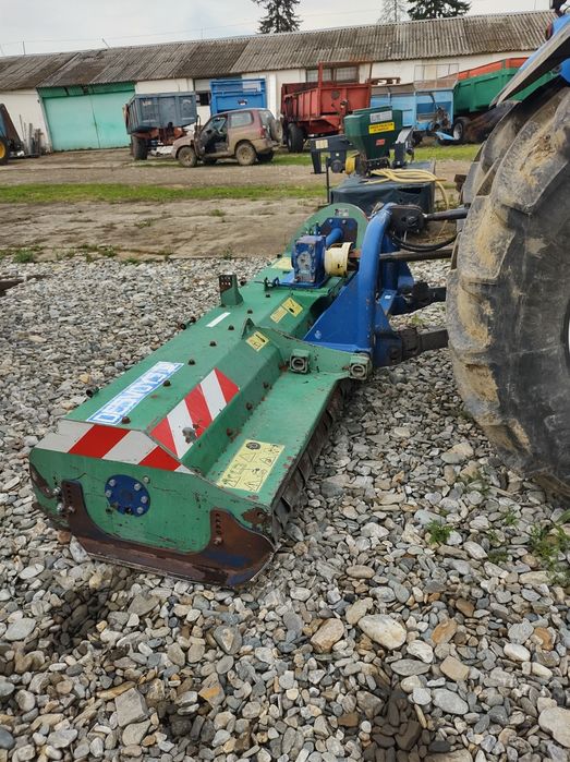 Freza resturi vegetale Khun ,Desvoys