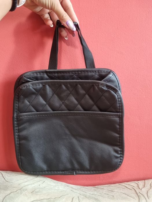 Органайзер за кола