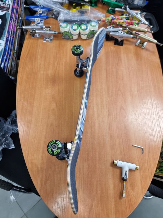 Най-ниска цена за професионален скейтборд 8.0