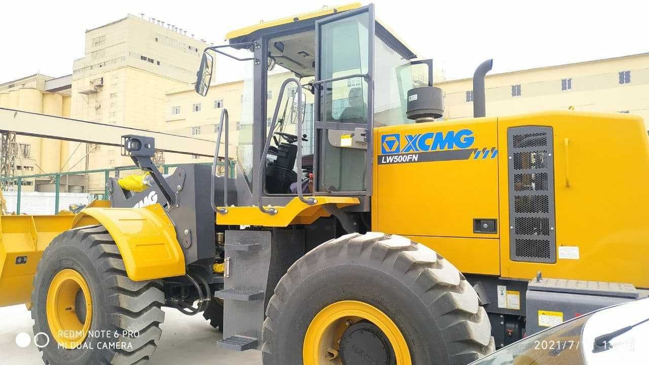 Погрузчик XCMG LW 300 FN - рычаг