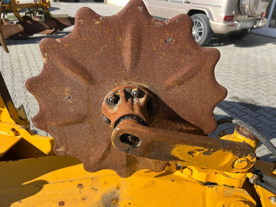 Обръщателен плуг Rumpstad с 3 корпуса, хидравличен – минимум 100 к.с.