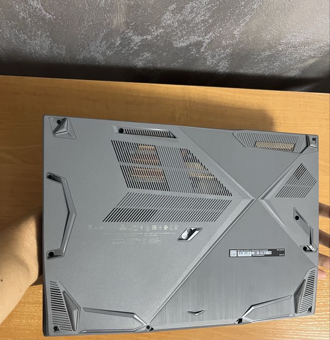 Laptop MSI Thin A15 Amd Ryzen 7