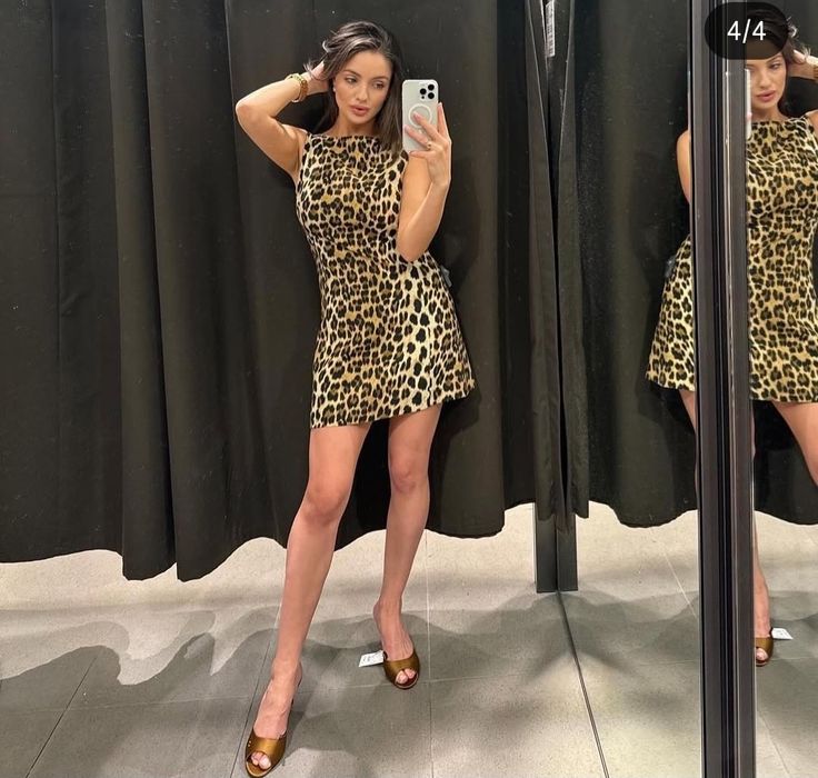 Рокля Zara  размер М