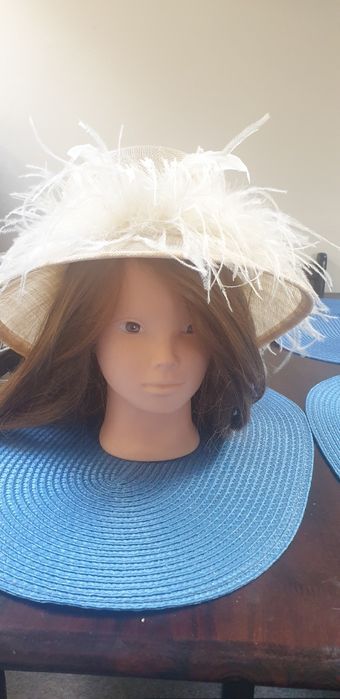 Palarie bej  pentru vară