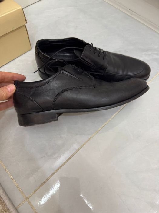 Продаю обуви туфли и ботинки.В отличном состоянии