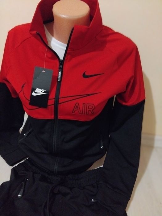 Trening dama Nike.