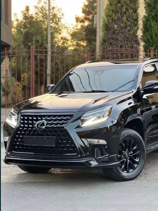 Lexus машина сотилади