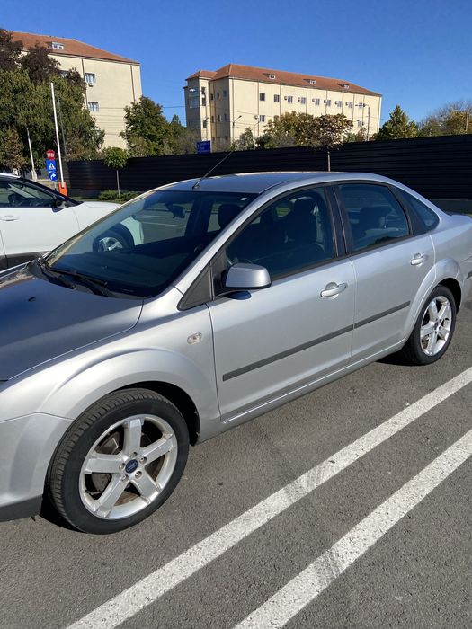 Ford focus 1.6 benzina