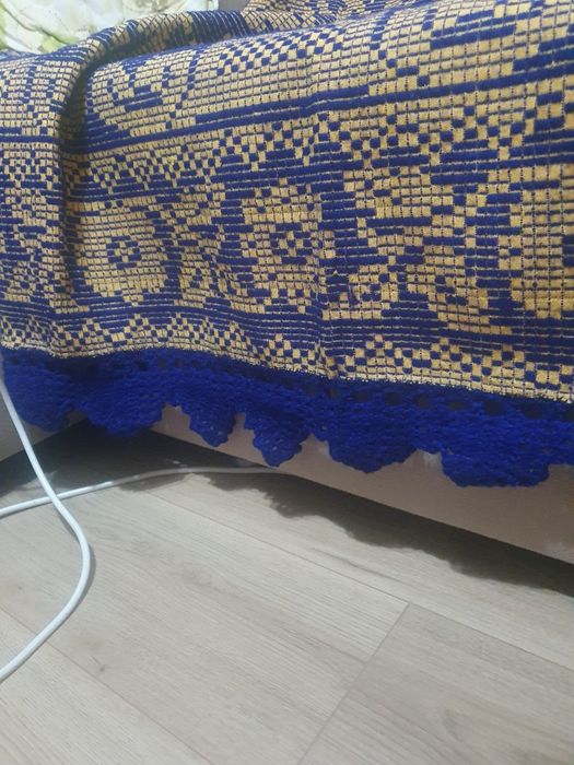 Cuverturi si presuri tesute la razboi