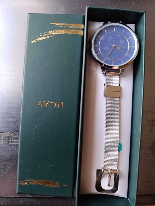 Женские наручные часы