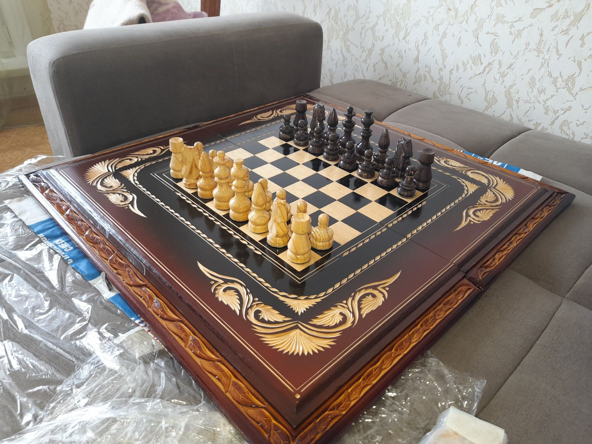 Продам шахматы/нарды
