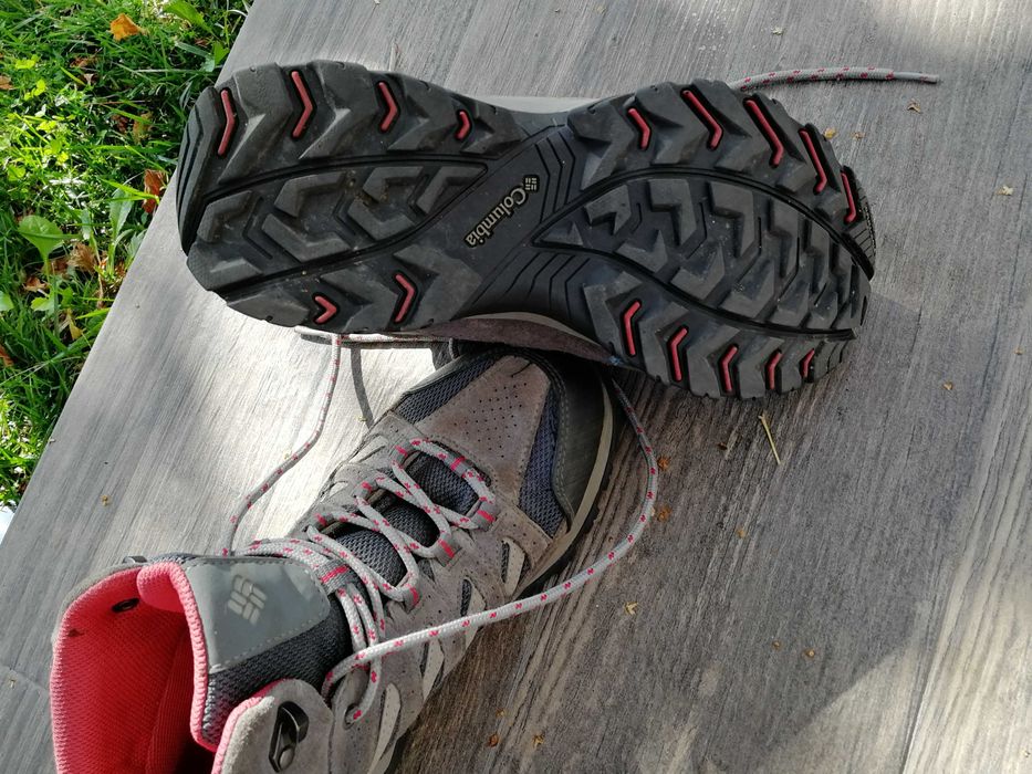 Bocanci impermeabili Columbia Crestwood Mid 40 dama