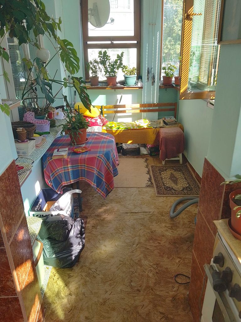 Продава се Двустаен апартамент в Разград, Център - 56 кв.м за 1730 €/кв.м - Снимка #3
