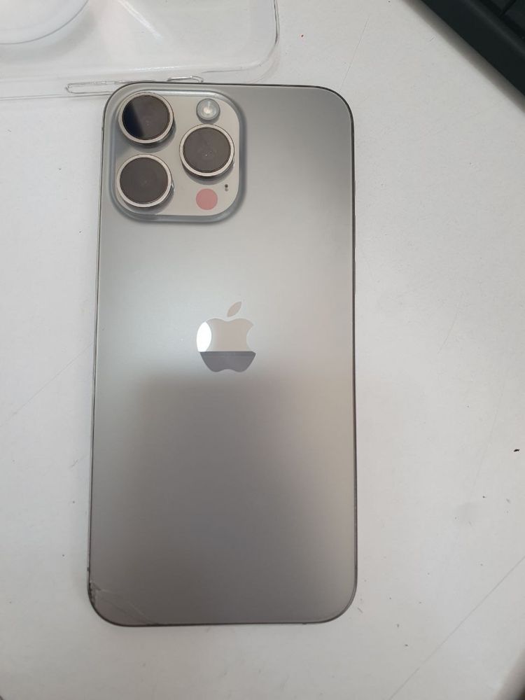 Iphone 15 pro max Ll/A