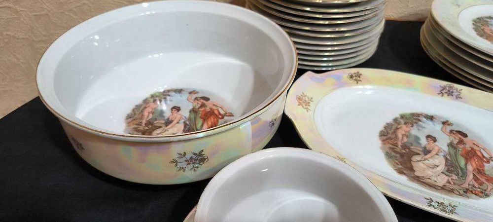 Продаётся посуда Мадонна