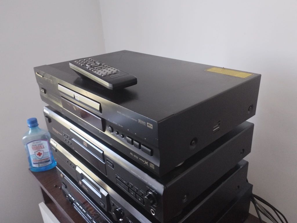 DVD player cu telecomanda Pioneer Sv S535