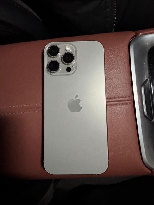 Айфон 16 про мах