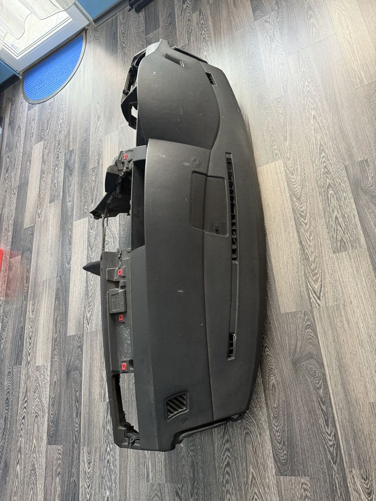 Табло с холдъри е60